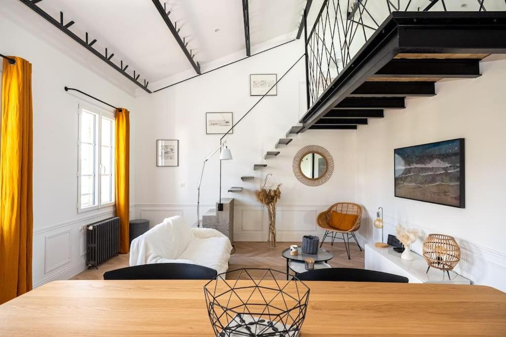 Superbe Appartement Facon Loft A 2 Pas Du Centre ! La Rochelle  Extérieur photo